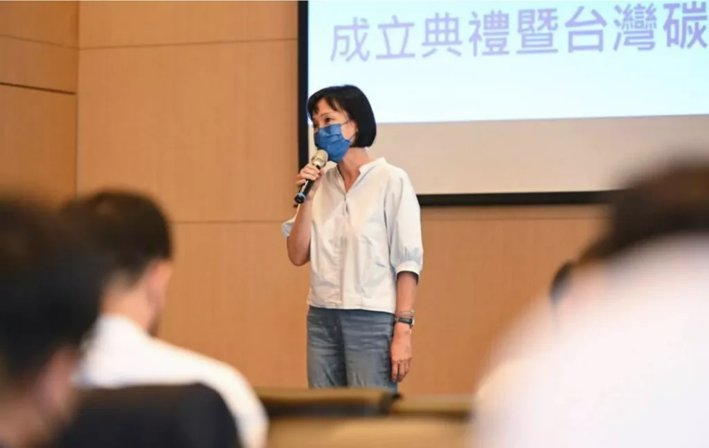 因應2050淨零排碳趨勢 柯志恩：打造高雄成碳交易中心